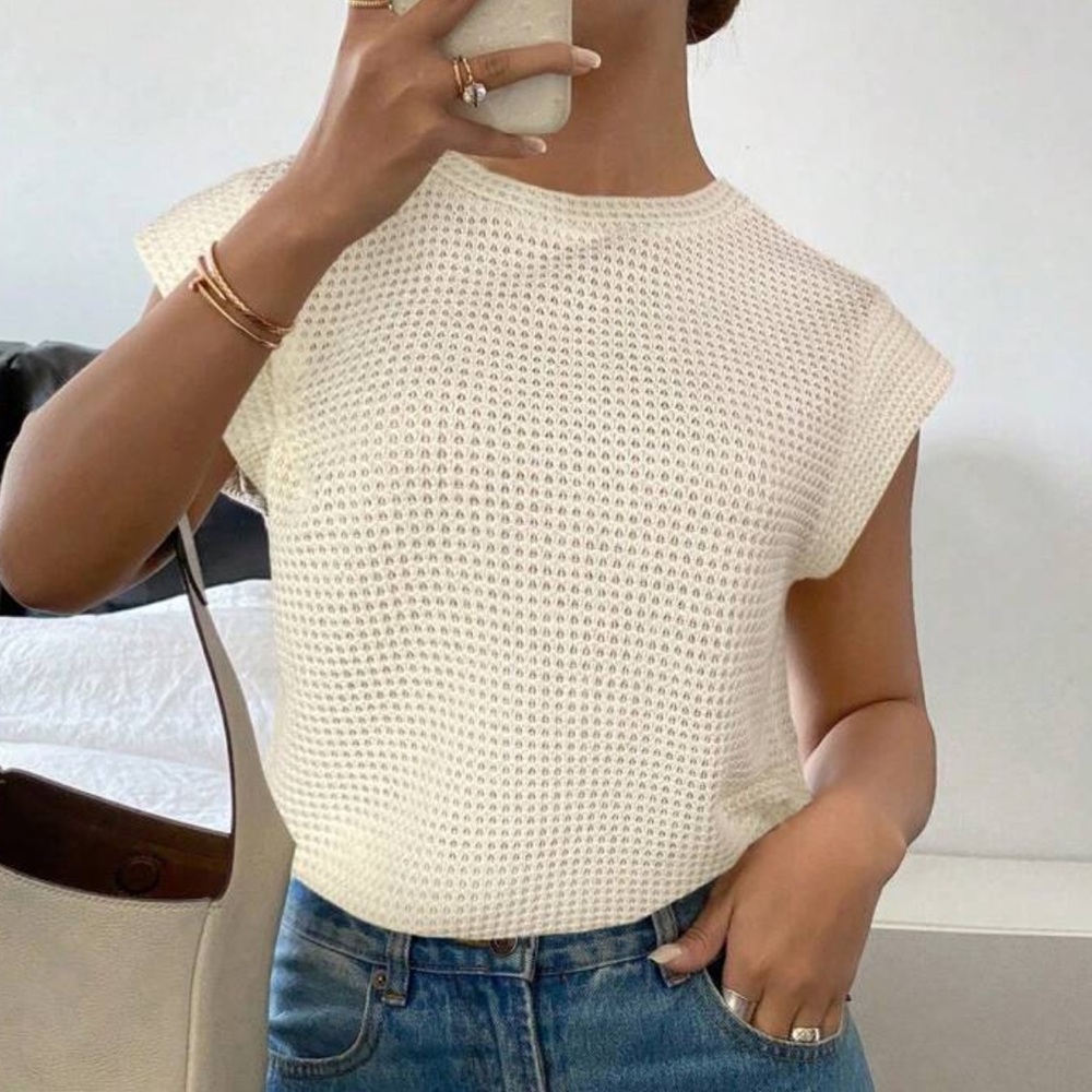 Cream Knit Cap-Sleeve Top - Unbranded